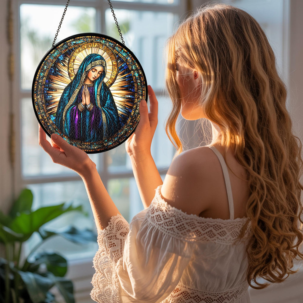 Suncatcher Vitral Dourado Nossa Senhora em Oração – Enfeite de Janela Redondo Católico